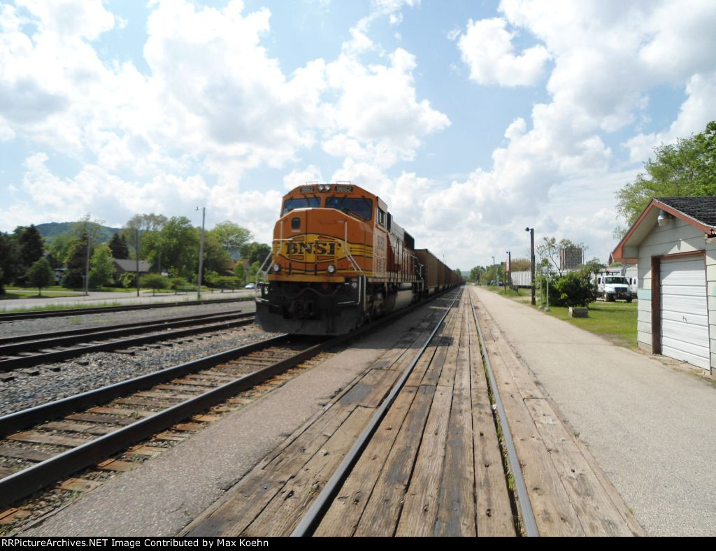 BNSF 9862